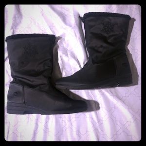 ❌📛SOLD📛❌❤️woman’s tote black snow/rain boots